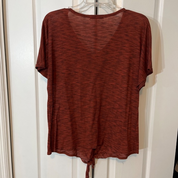 Coco’s Clozet Burnt Red w/ Black Tie-Front Button Top - Size Large - Picture 6 of 11